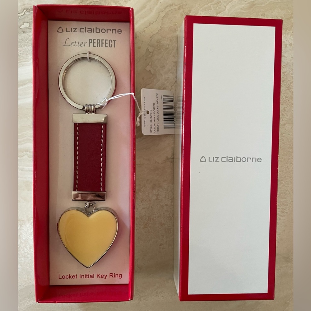 NWT and Gift Box Liz Claiborne Love Locket Key Ring Heart Key Fob